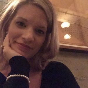 Meet your Posher, Lindsey